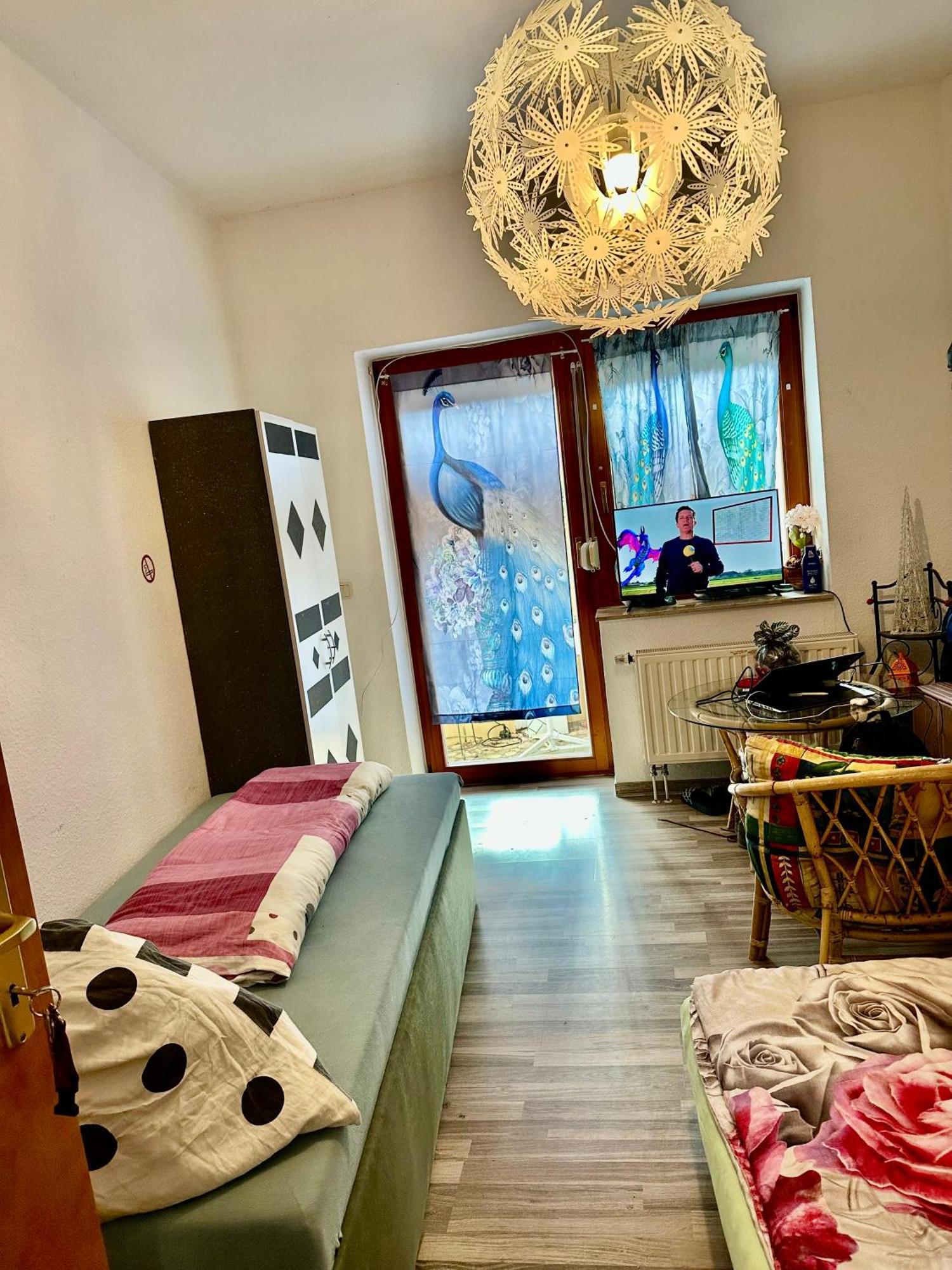 Ferienzimmer Healing Und Montuerwohnung Weissenfels Luaran gambar