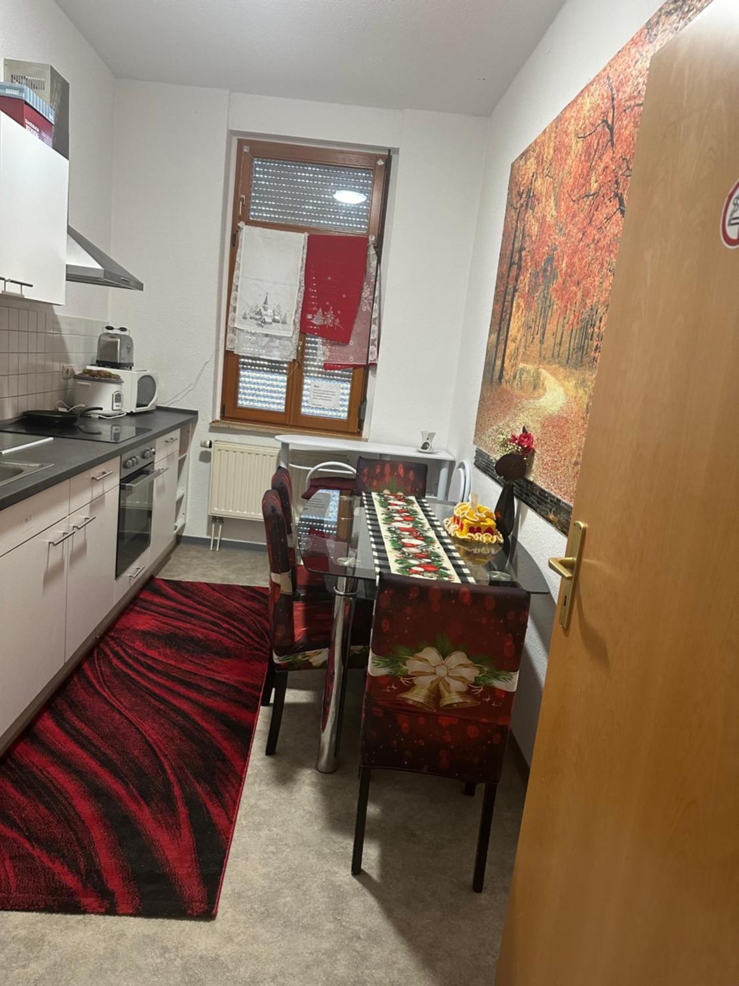 Ferienzimmer Healing Und Montuerwohnung Weissenfels Luaran gambar