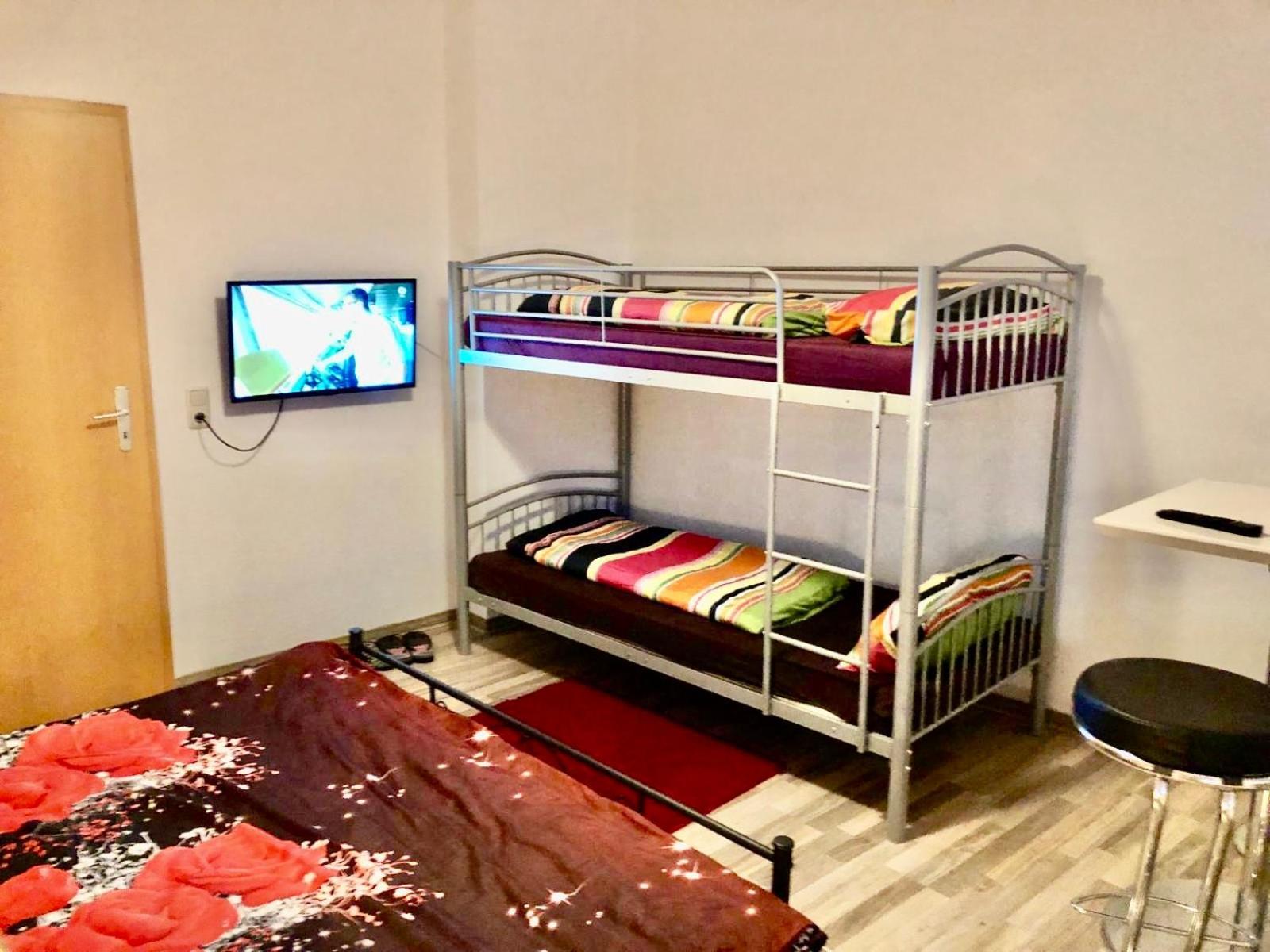 Ferienzimmer Healing Und Montuerwohnung Weissenfels Luaran gambar