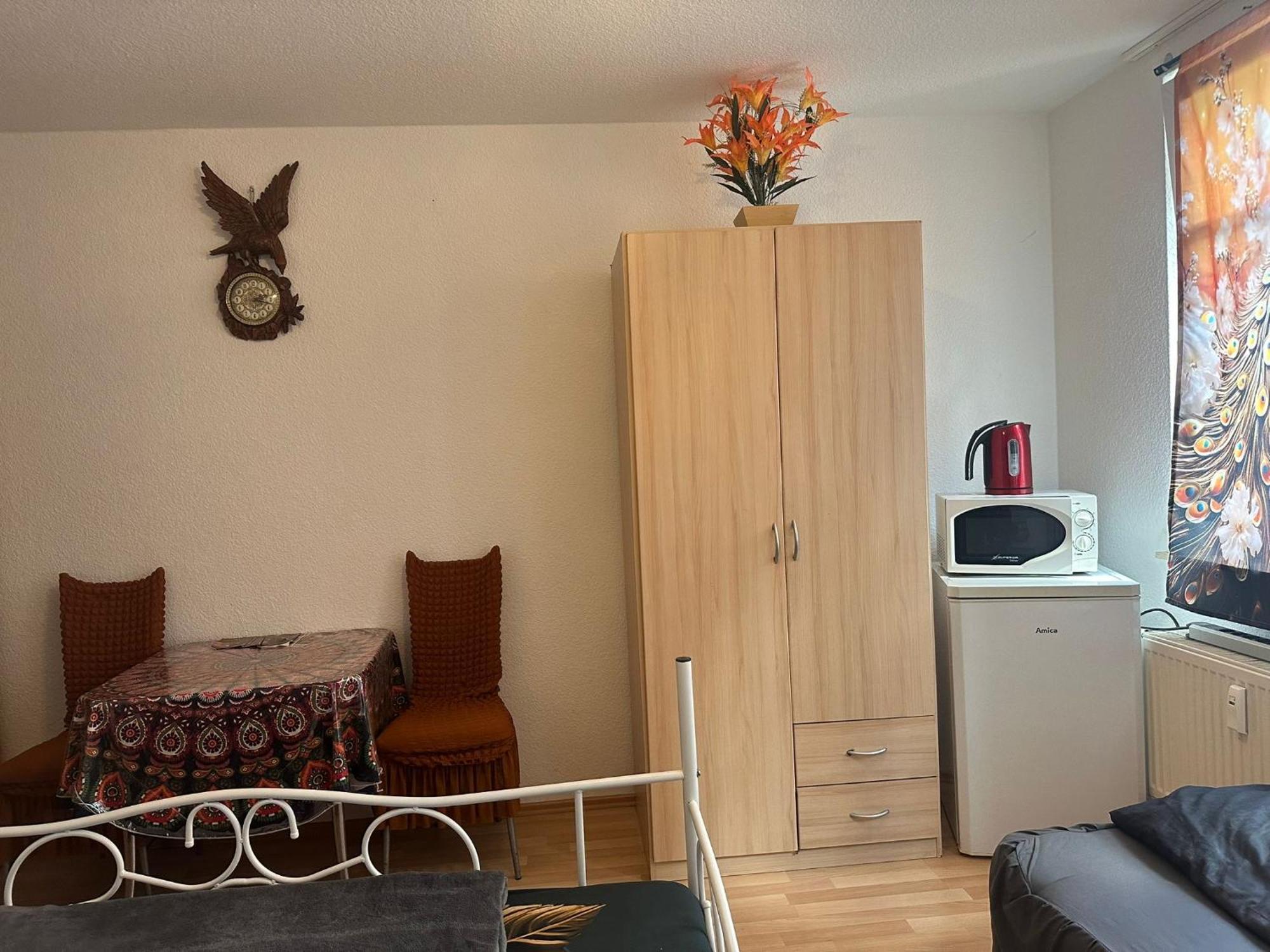 Ferienzimmer Healing Und Montuerwohnung Weissenfels Luaran gambar