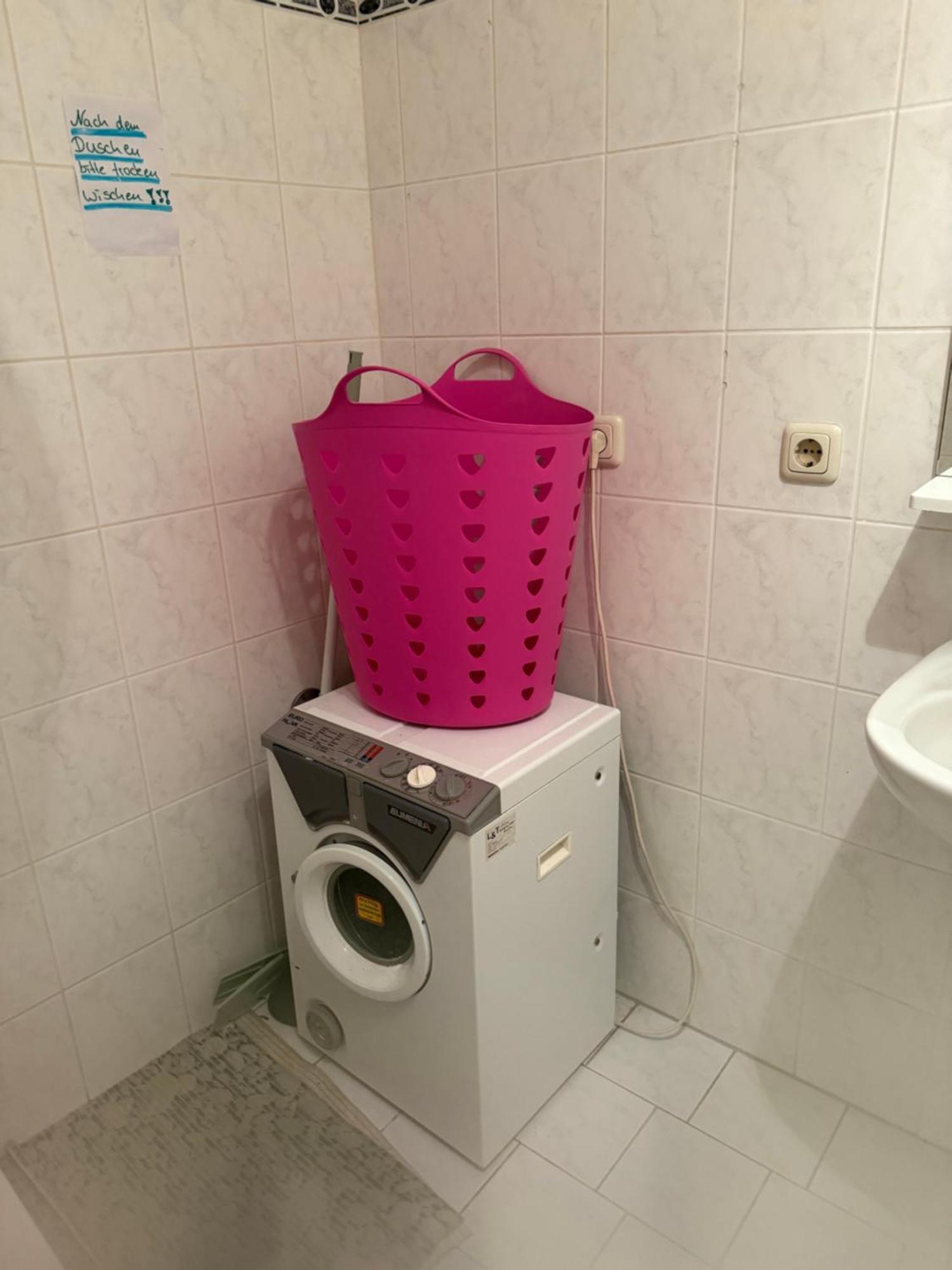 Ferienzimmer Healing Und Montuerwohnung Weissenfels Luaran gambar