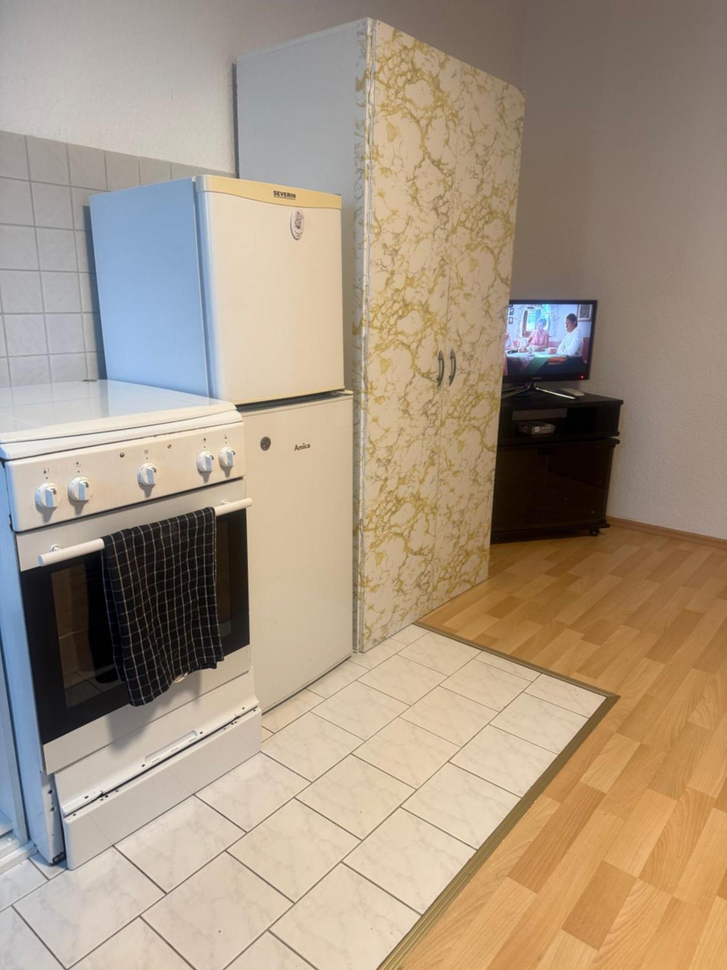 Ferienzimmer Healing Und Montuerwohnung Weissenfels Luaran gambar