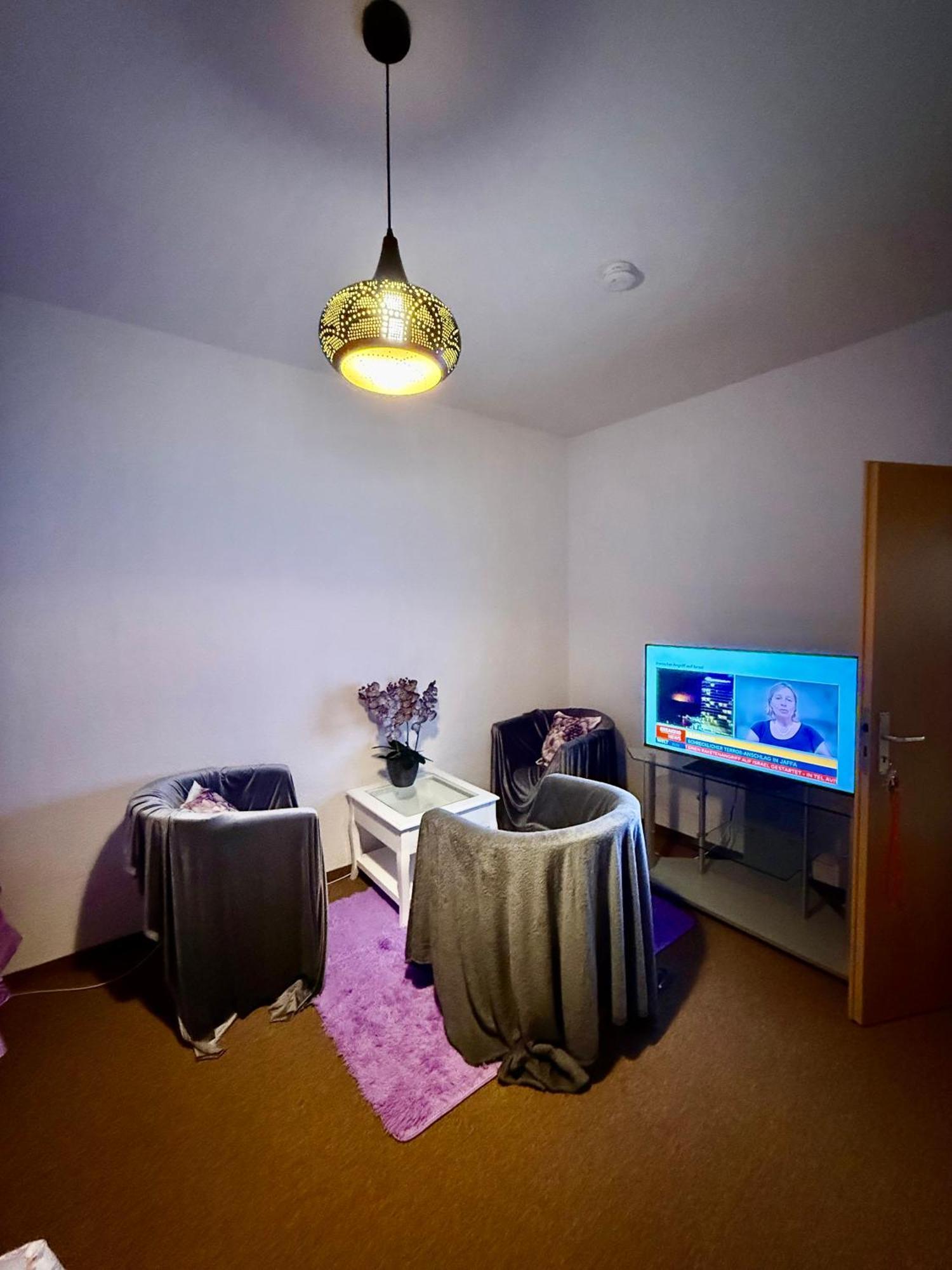 Ferienzimmer Healing Und Montuerwohnung Weissenfels Luaran gambar