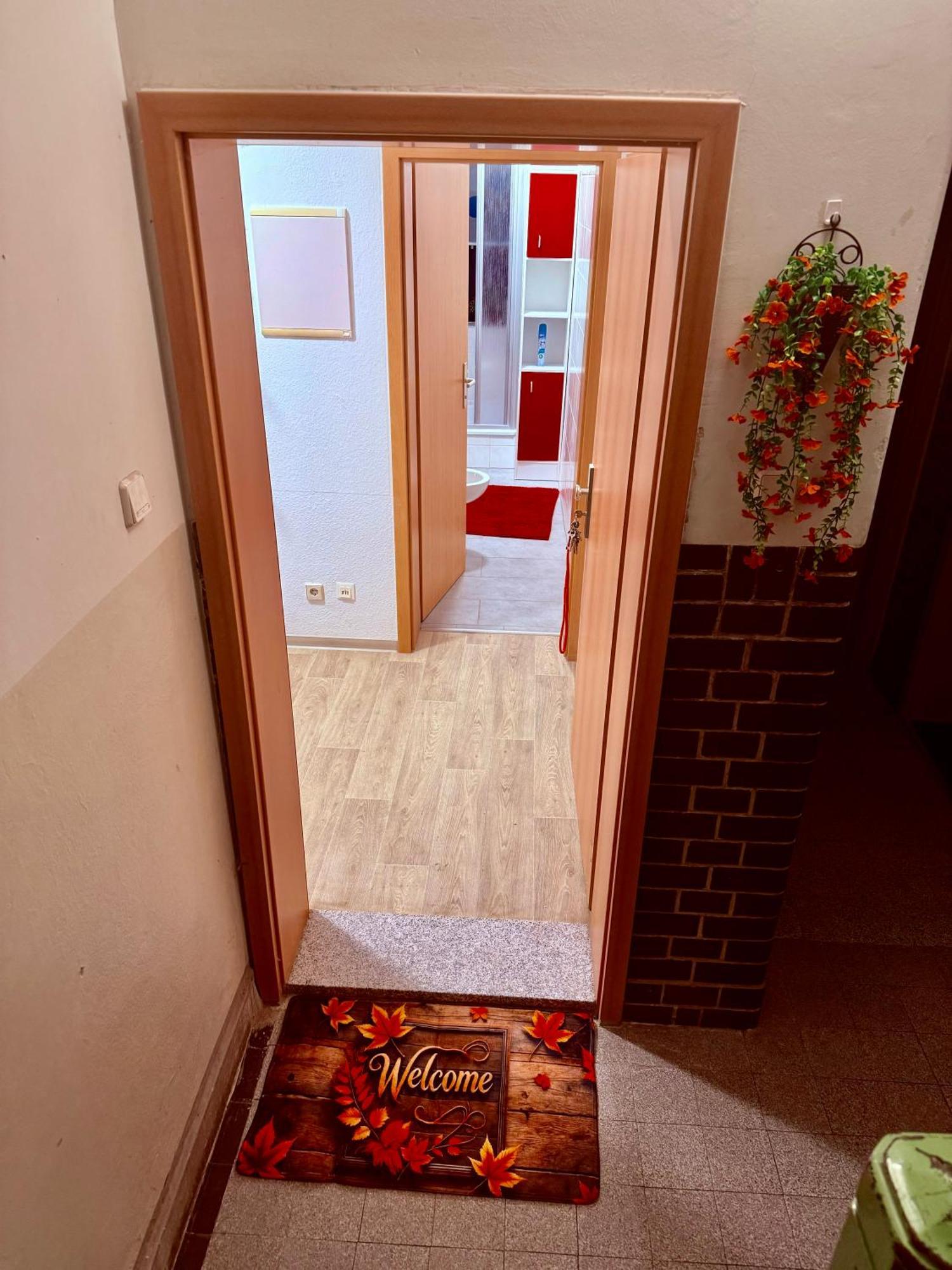 Ferienzimmer Healing Und Montuerwohnung Weissenfels Luaran gambar