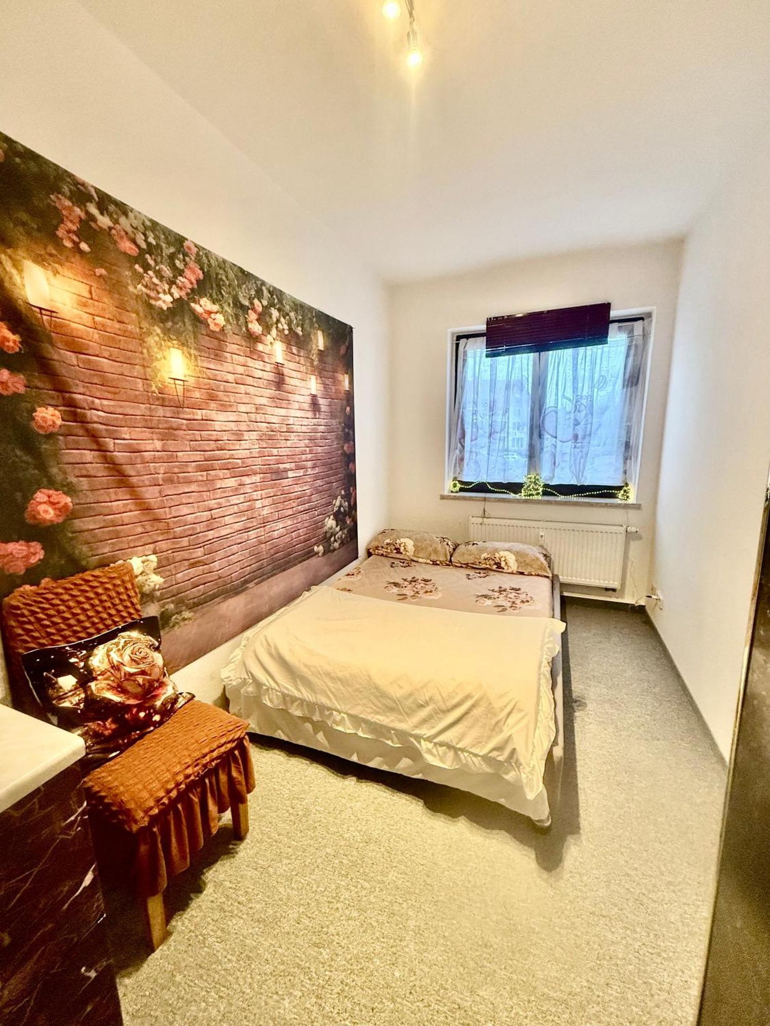 Ferienzimmer Healing Und Montuerwohnung Weissenfels Luaran gambar